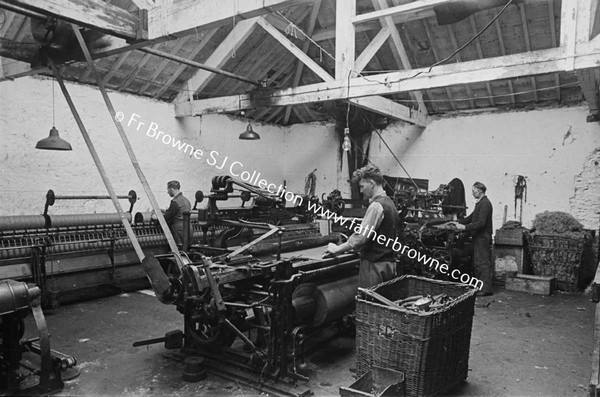 O'SHEA'S WOOLLEN MILLS LOOMS